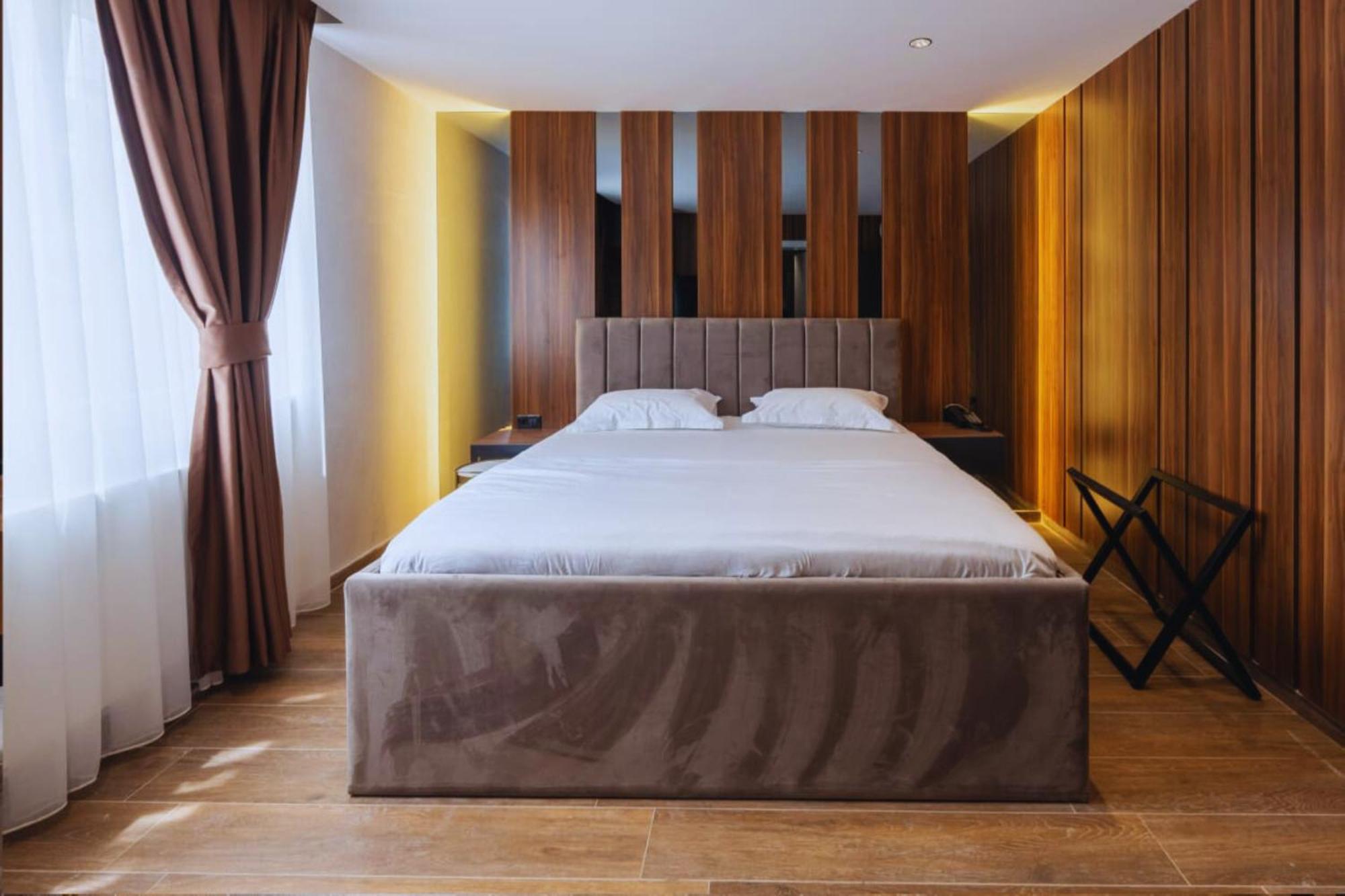 Hotel Solo 127 Prizren Exterior photo